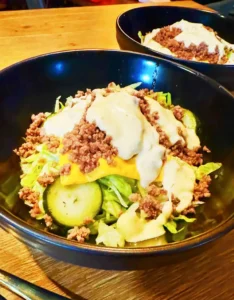 Ketootjes Big Mac Salade – De ultieme keto klassieker